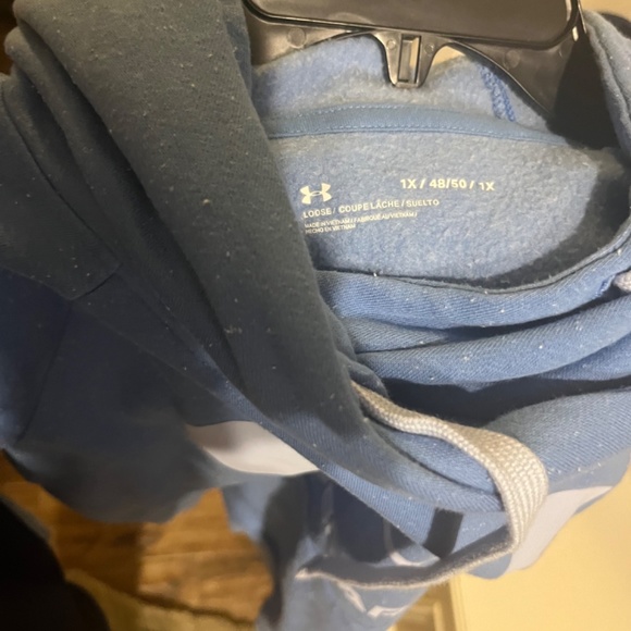 Under armor hoodie - Picture 2 of 2